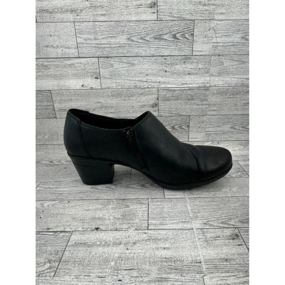 Clarks Collection Black Leather Ankle Booties Side Zip Block Heel Women Sz 8.5W‎